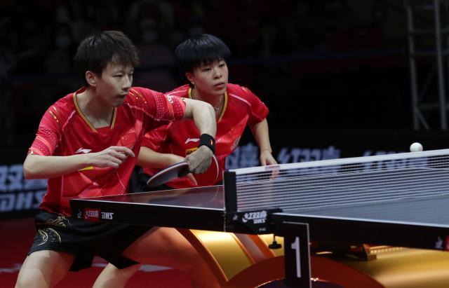 KAIYUN-亚锦赛林高远混双男双夺两金 精神感动了同伴